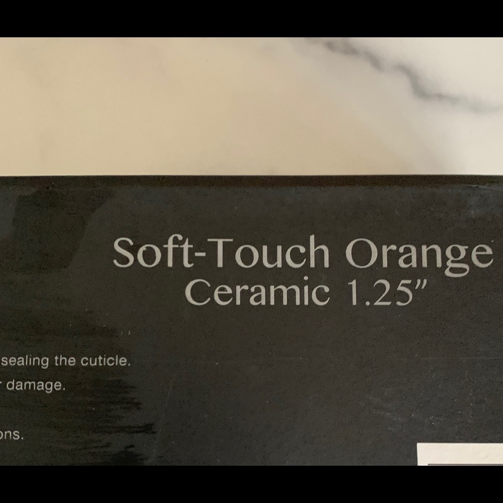 Evalectric Soft Touch Orange Straightener - Picture 2 of 5